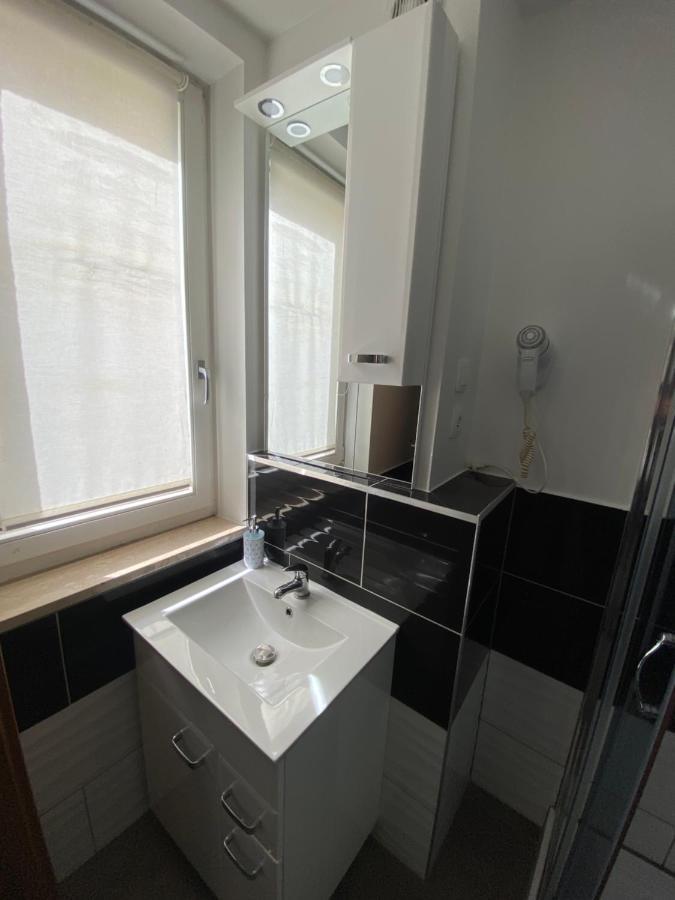 City Apartment Getta Cracovia Esterno foto