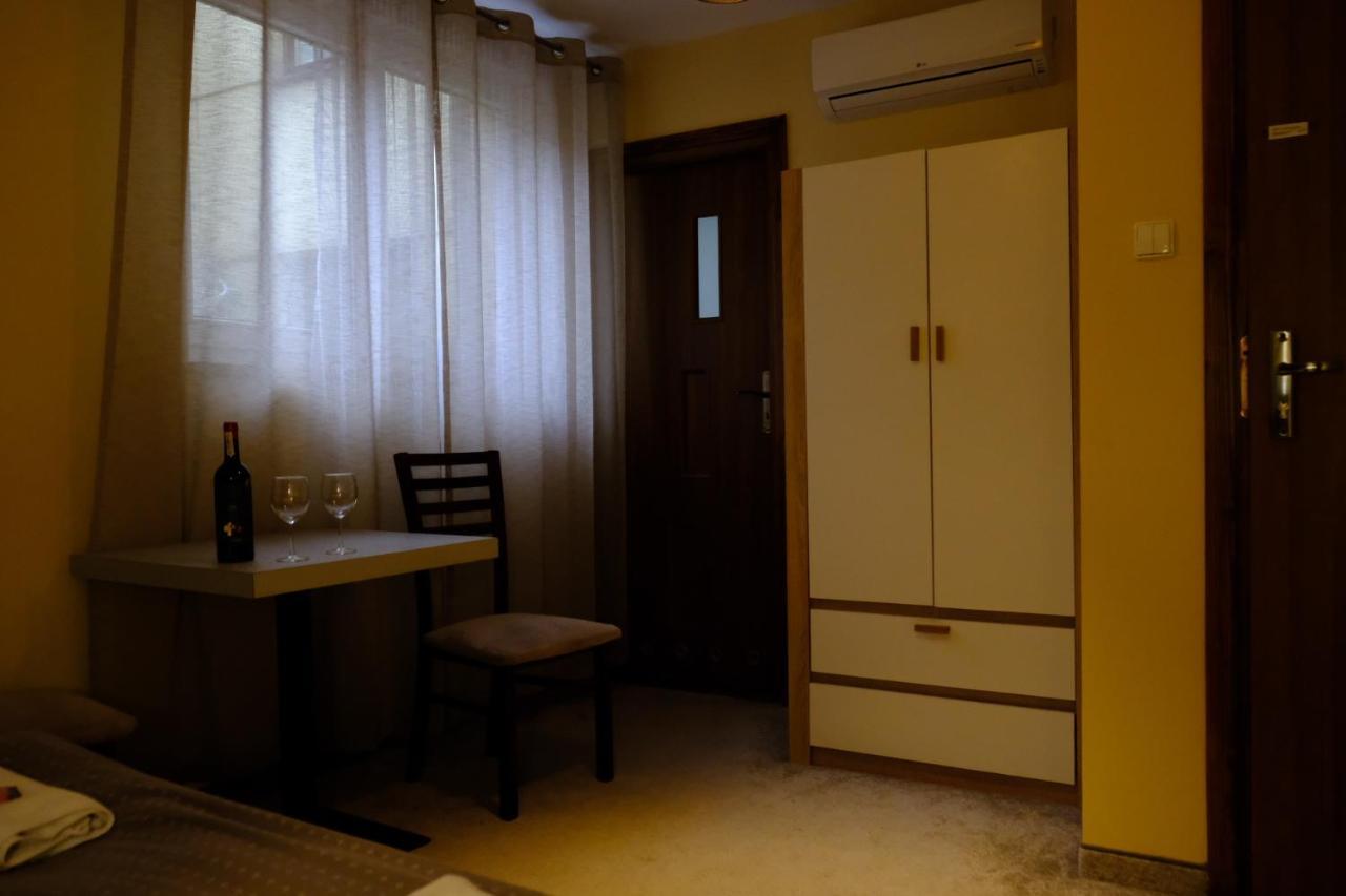 City Apartment Getta Cracovia Esterno foto